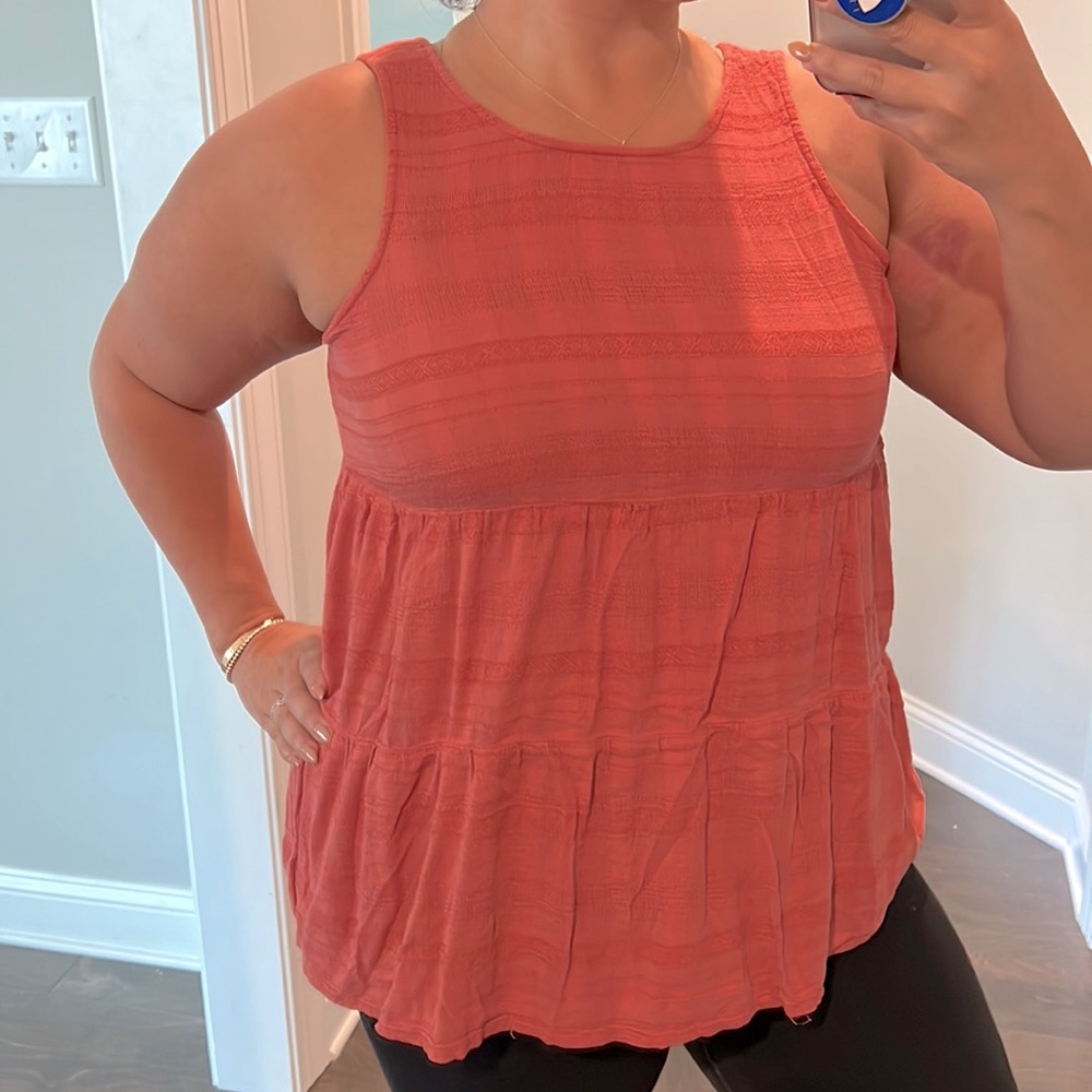 AMERICAN EAGLE Baby Doll Tank with the back